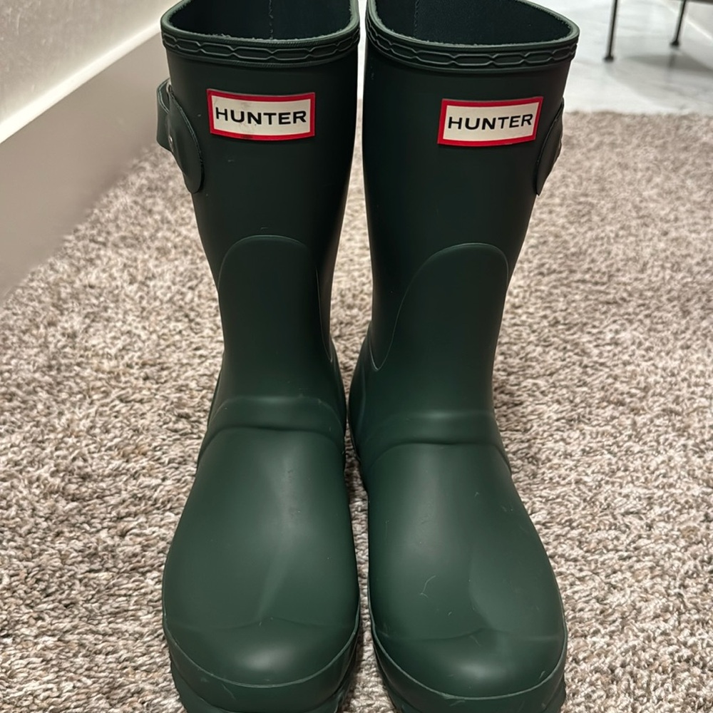 Hunter size 7 women’s boots